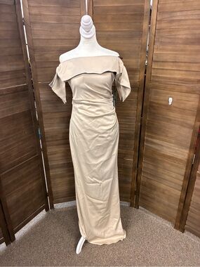 Vince Camuto Bow Sleeved Cream Evening Gown
